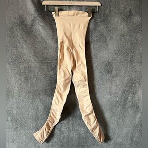 SKIMS Sculpting Seamless Leggings Sz S/M NWOT
